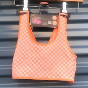 Twist Bralette Seamless Reversible . Size: Large {12-14} . No Boundaries